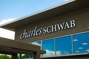 Schwab goes ultra-short for first active bond ETF